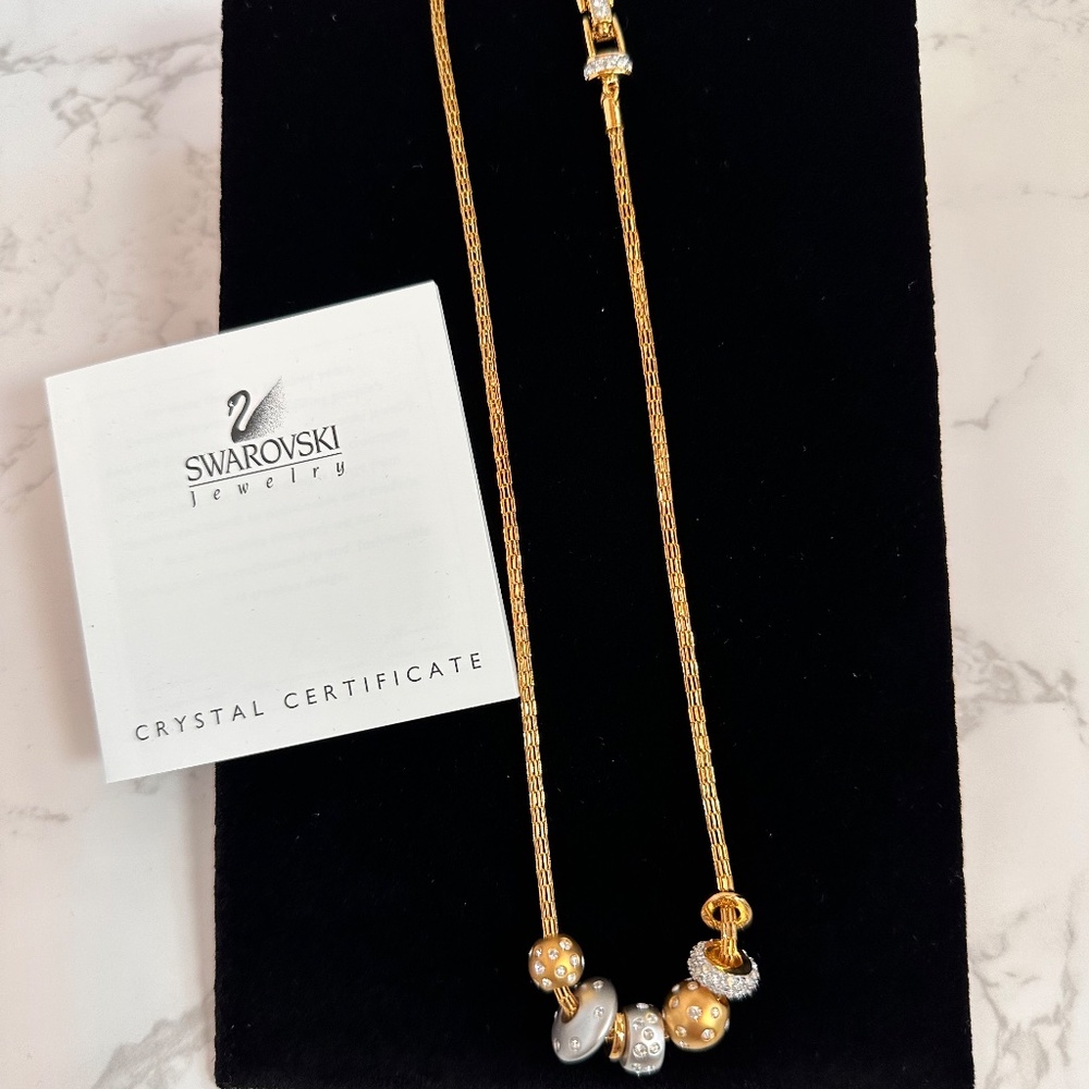**SOLD**🌟Swarovski Crystal and Gold Tone Necklace NEW IN BOX🌟 - Picture 8 of 9